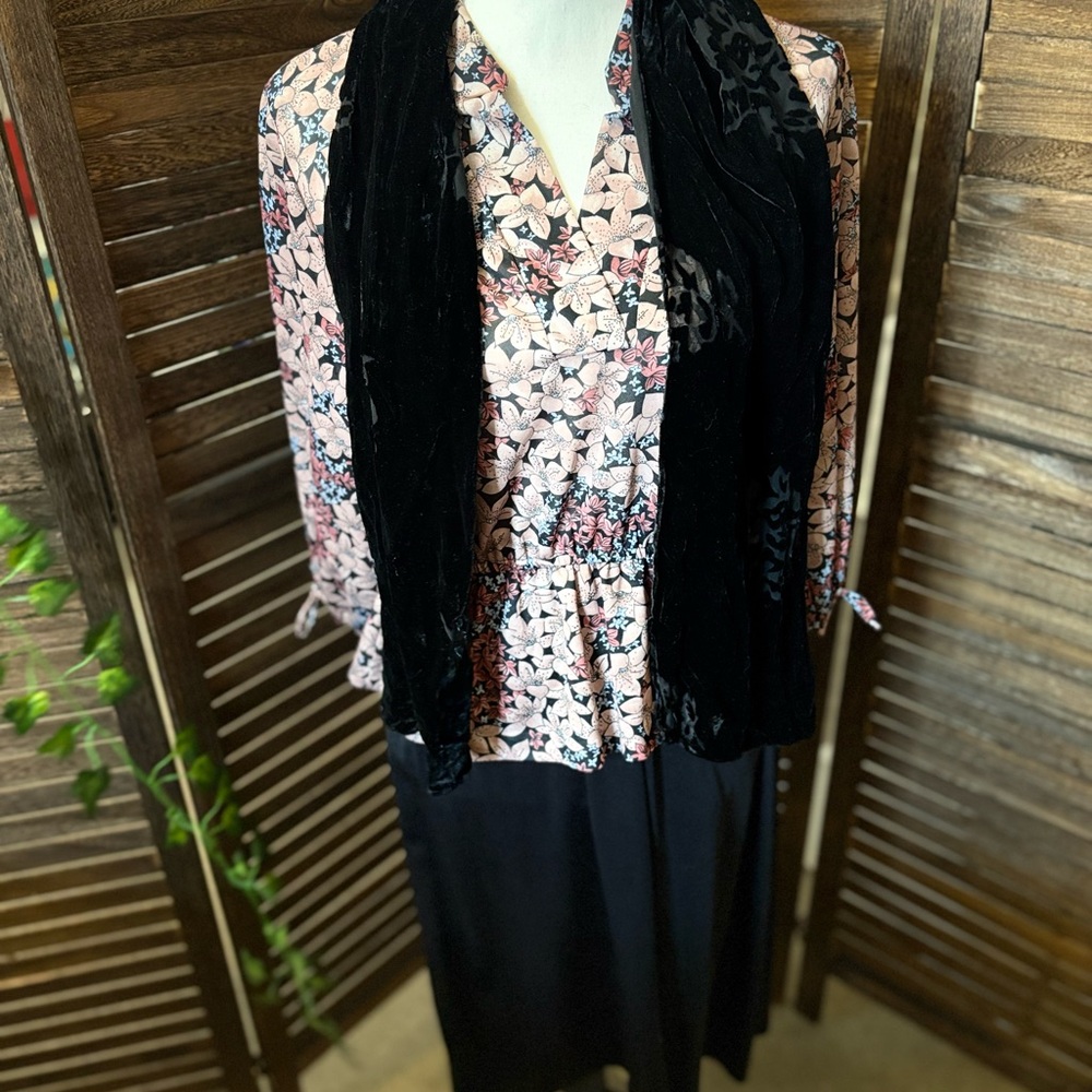 Vibrant Floral Dress Size 14